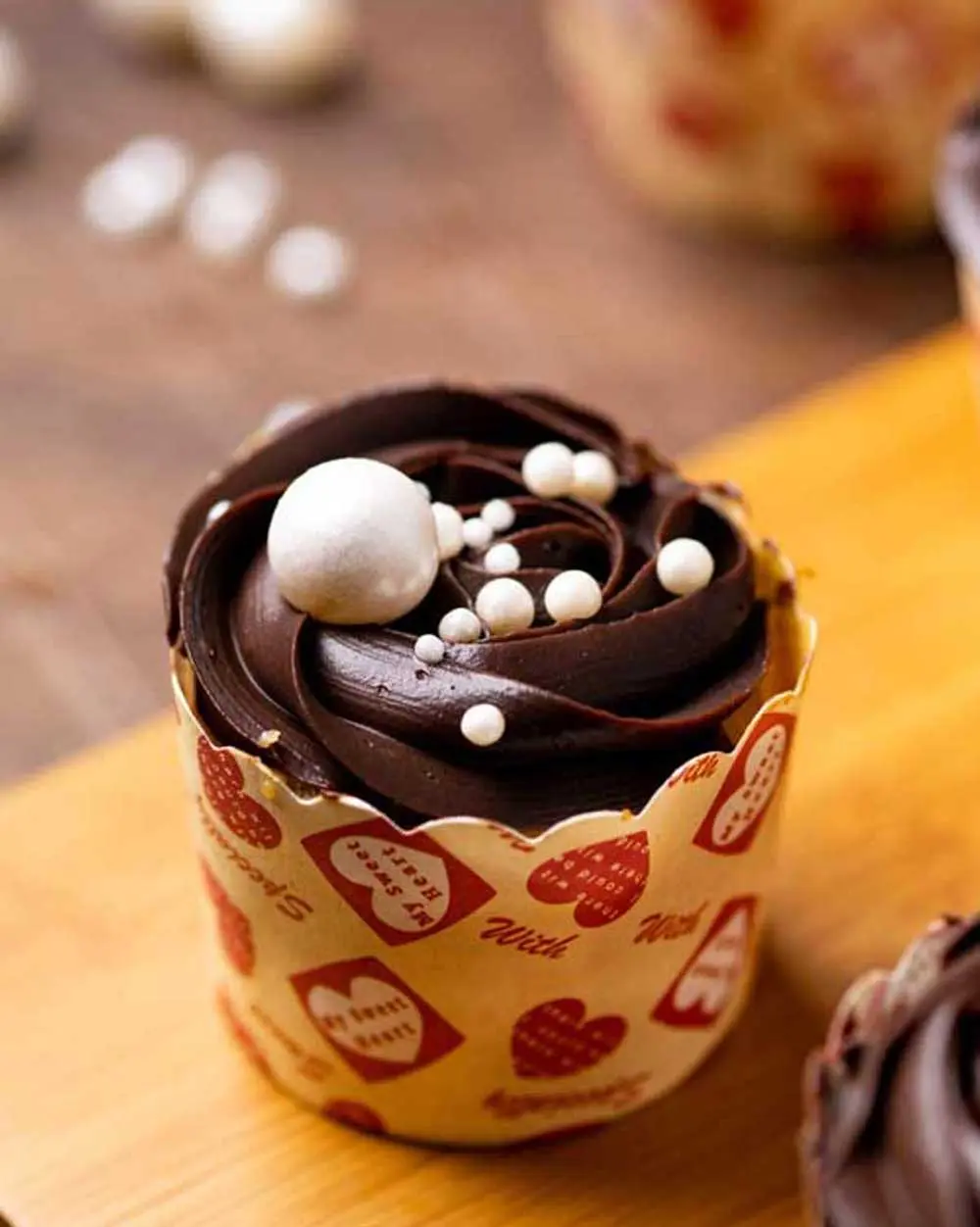 Vanilla centrefilled cupcake with chocolate filling